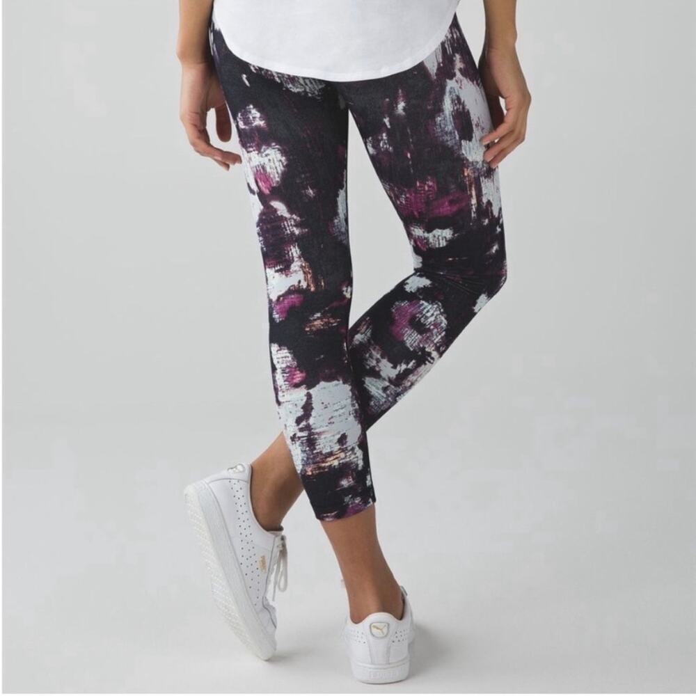 Lululemon Wunder Under Crop III Kara Blossom Multi - Size: 6 - Picture 3 of 7
